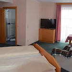 Wildwiesenhof 3*