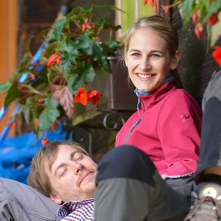 Han/Misafirhane Wildwiesenhof