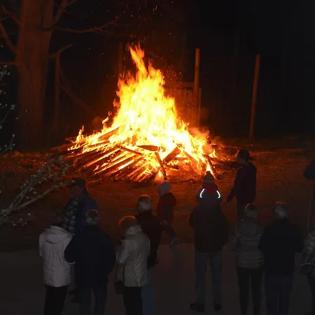 宾馆 Wildwiesenhof Miesenbach (Styria)